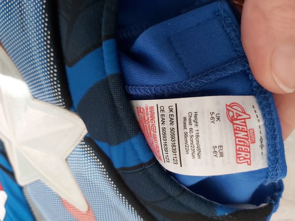 Strój karnawałowy przebranie kostium Marvel Kapitan Ameryka r 116