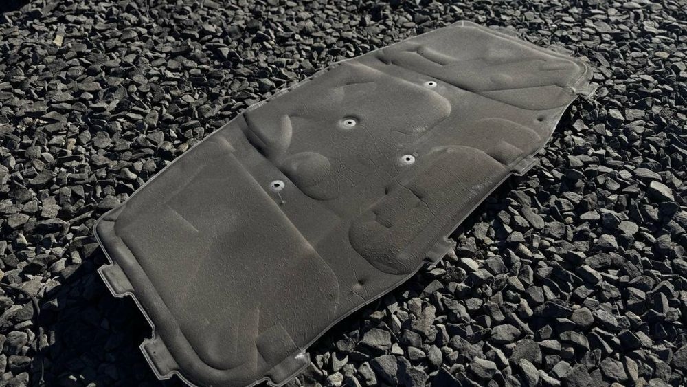 Шумоізоляція БМВ Е46 Шумка бмв е46 оригінал BMW Шрот Авторозборка