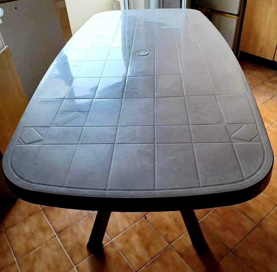Mesa de Jardim como nova
