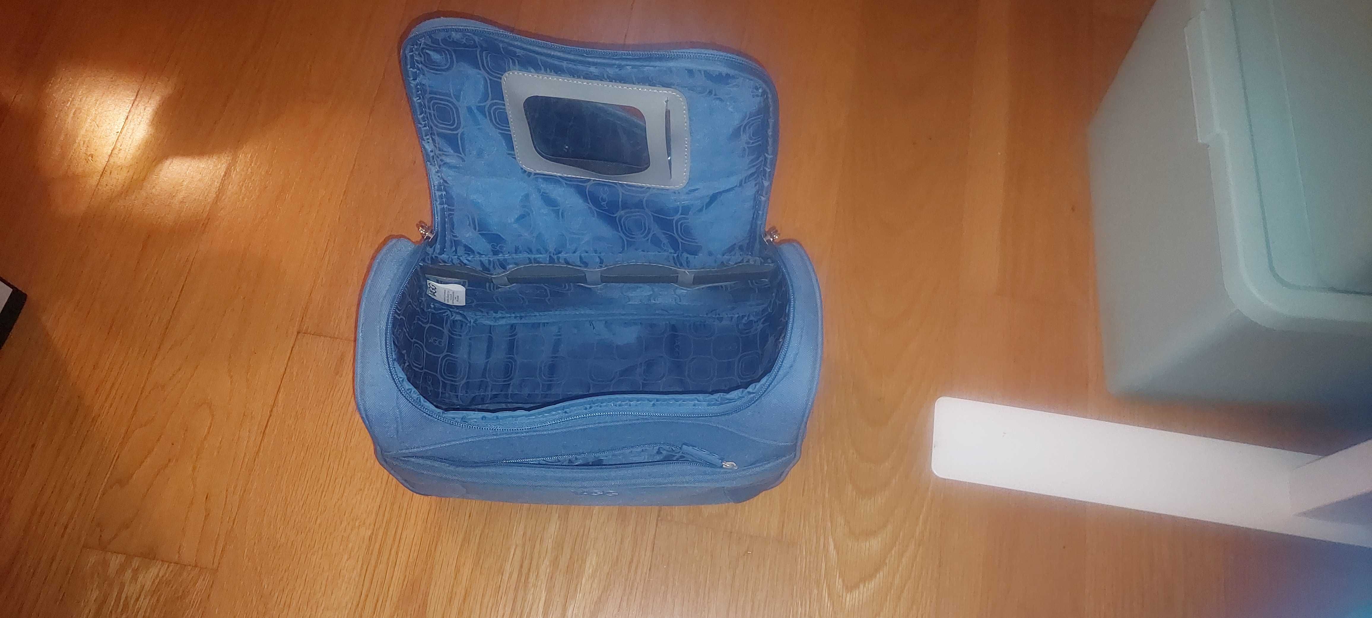 Necessaire VAGG Azul claro