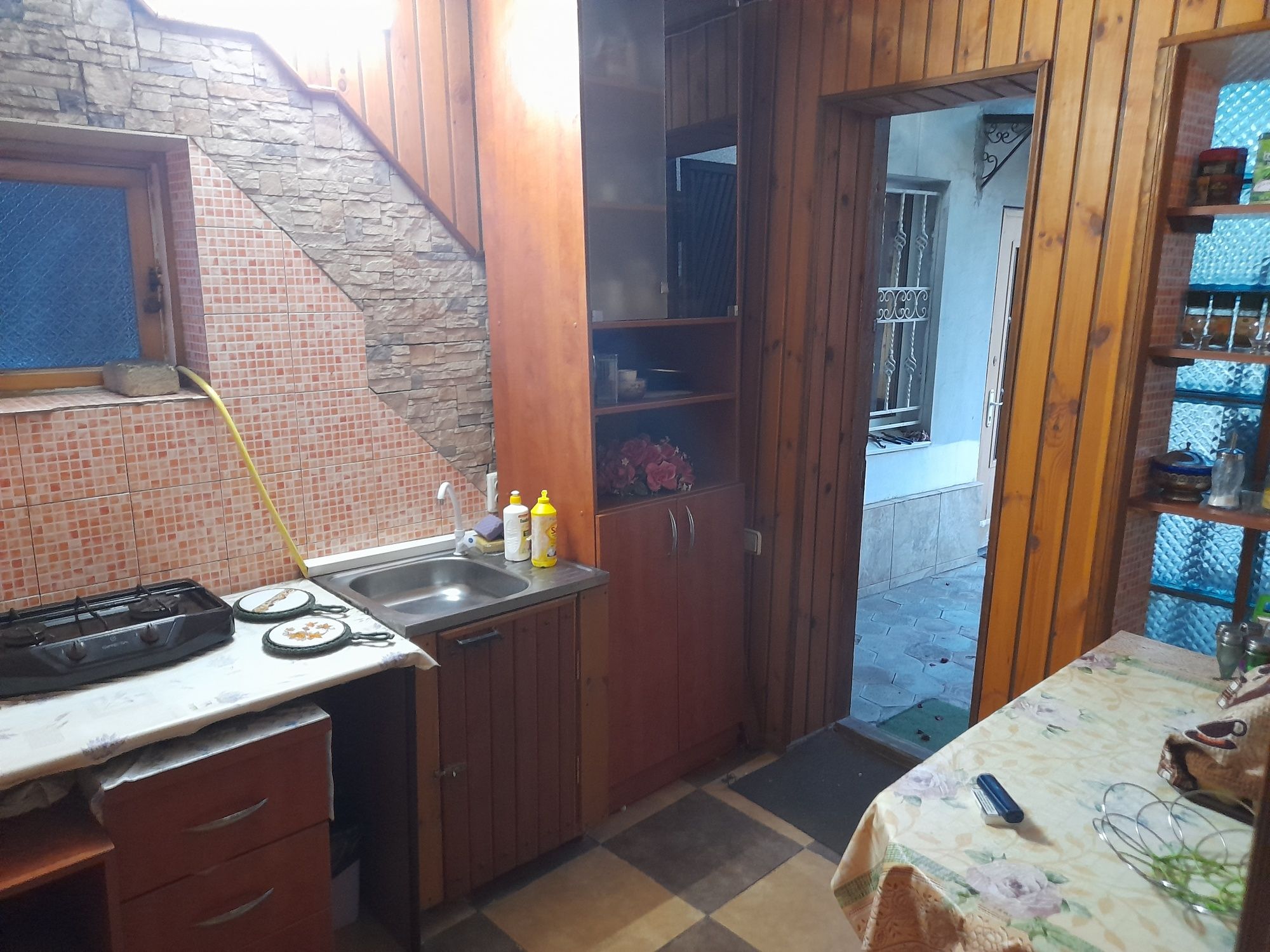 Сдаю комнаты в районе 10ст. Б.фонтана, 800 м. до пляжа "Чайка"