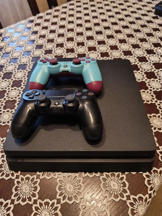 PlayStation 4 slim PS4 slim dwa pady gry