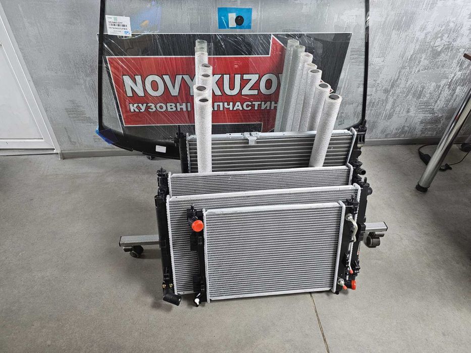 Радиатор воды кондиционера Mitsubishi Pajero Wagon  Паджеро Вагон 4