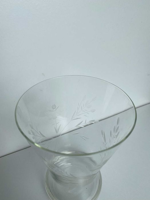 zestaw starych szklanek szlifowanych ze wzorami 6szt.