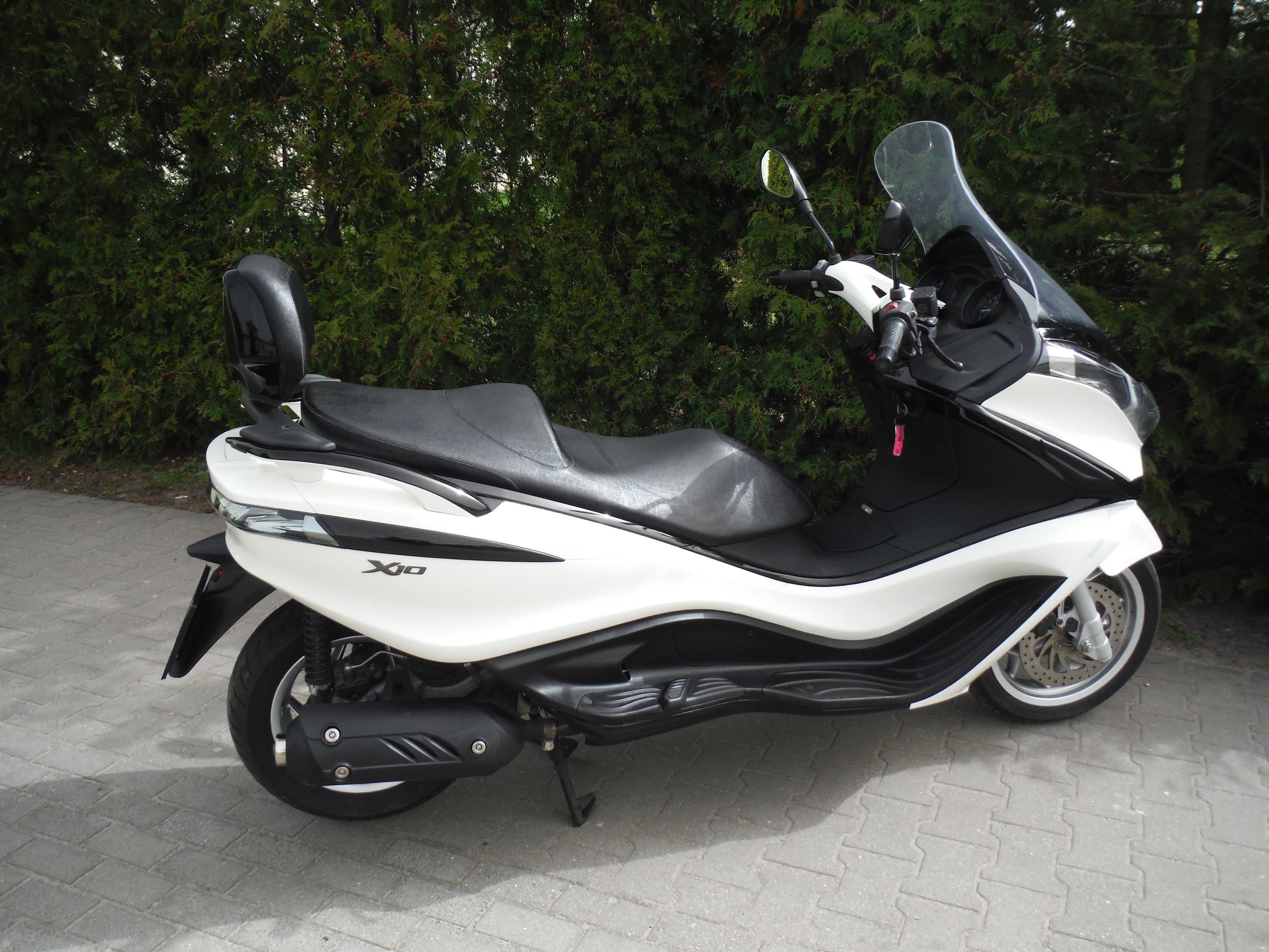 Skuter Piaggio X10 2014r