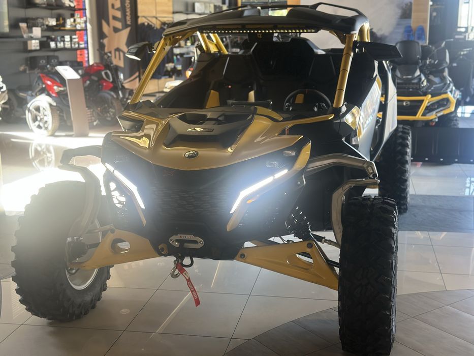 Can -Am Maverick R zarejstrowany Faktura vat 23%