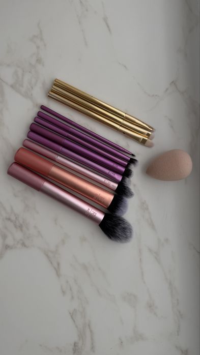 Набір пензлів для макіяжу Real Techniques