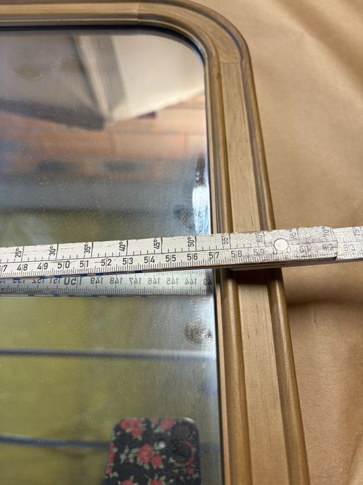 Lustro w pięknej ramie