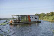 Houseboat katamaran