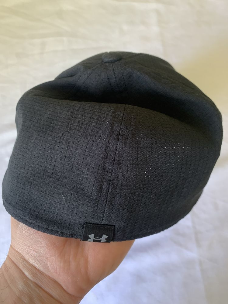 Продам купку under armour