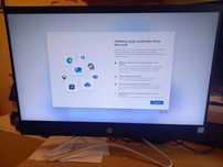 Komputer All-in-One HP24, używany, Win 10, w dobrym stanie.