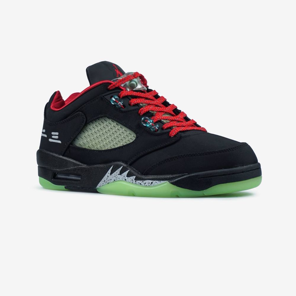 Jordan 5 Retro Low SP x CLOT