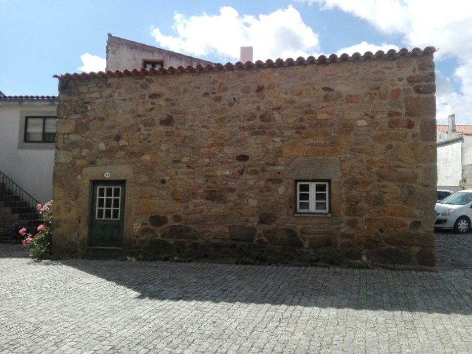 Casa no centro histórico da vila de Almeida