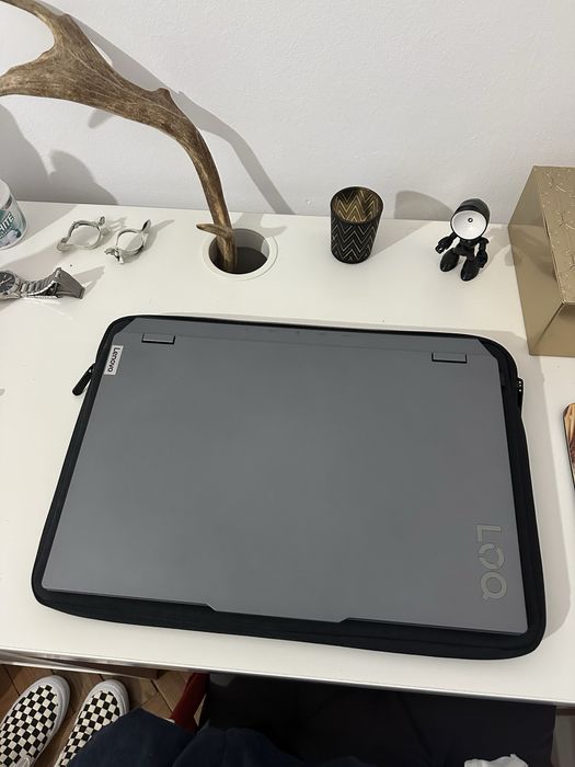 Portátil Gaming Lenovo