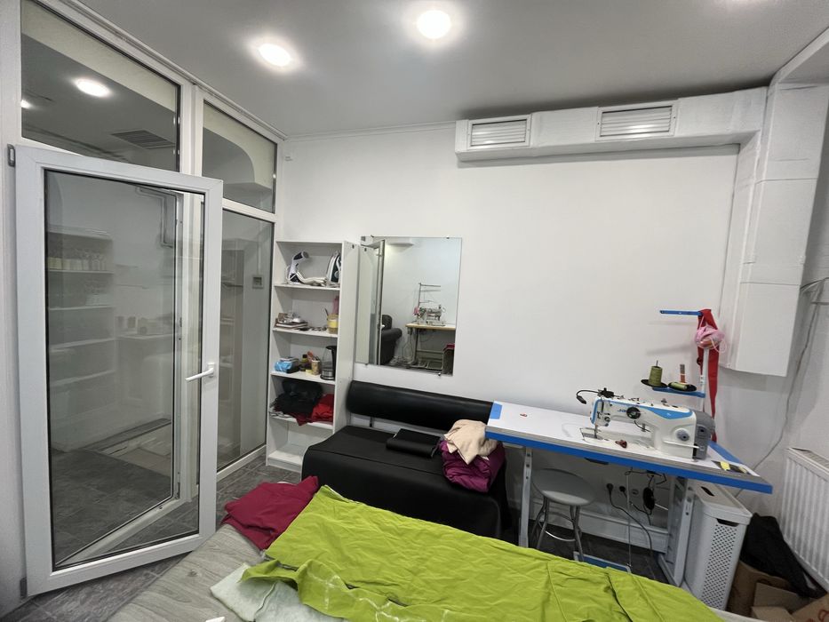 Потрібна швея, Майстер по ремонту одягу та шкіргалантереї