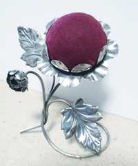 Raro maravilhoso alfineteiro / agulheiro - flor  em prata