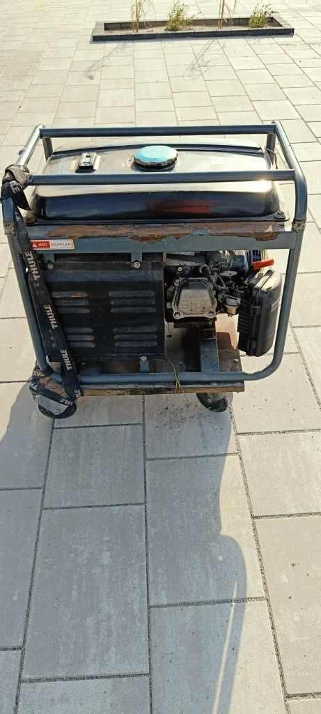 Agregar prądotwórczy kinzo 2.4 kw