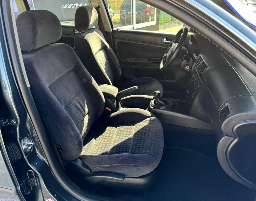 Volkswagen Passat 1.9 TDi Confortline