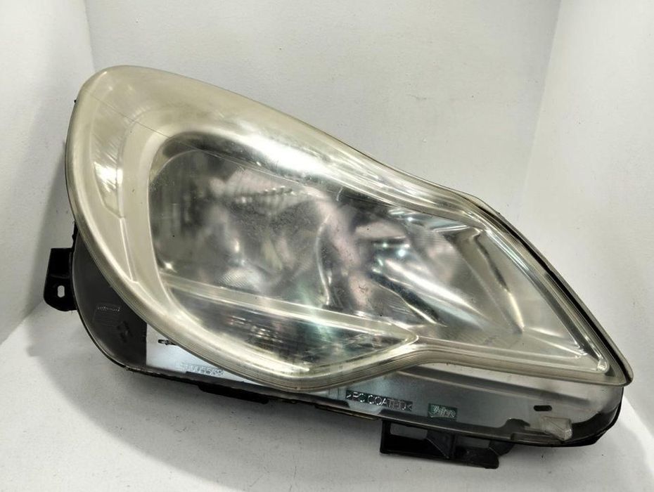 FAROL DIREITO OPEL CORSA D