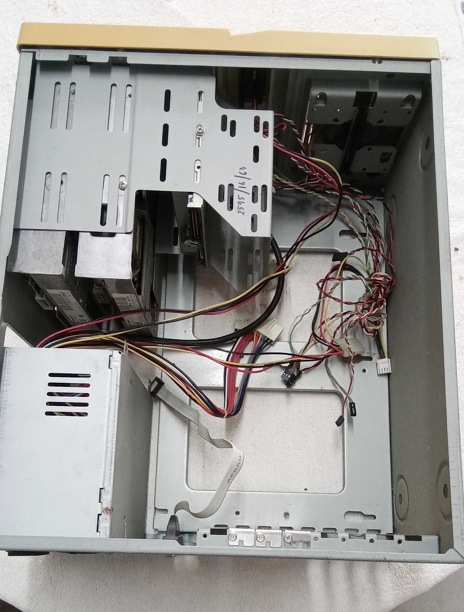 [PC Vintage] Caixa Minitower AT
