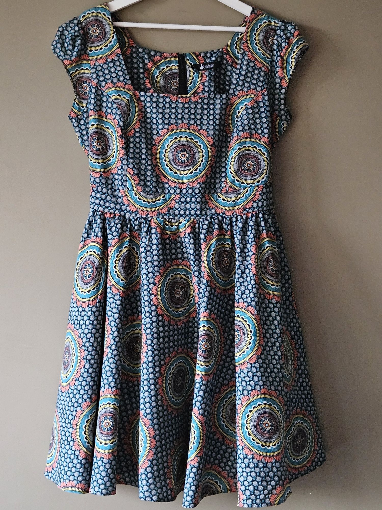 Sukienka na lato rozmiar 16 XL Lady Vintage