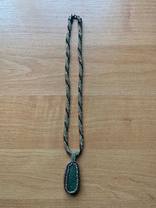 Брошка Оберіг з бісеру, кулон, Кабашон
ручної роботи