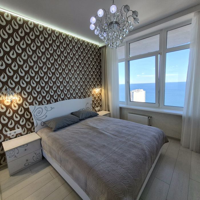 Аркадия. Каманина 16 а. 44 жем.2 ком.люкс. прямой вид моря