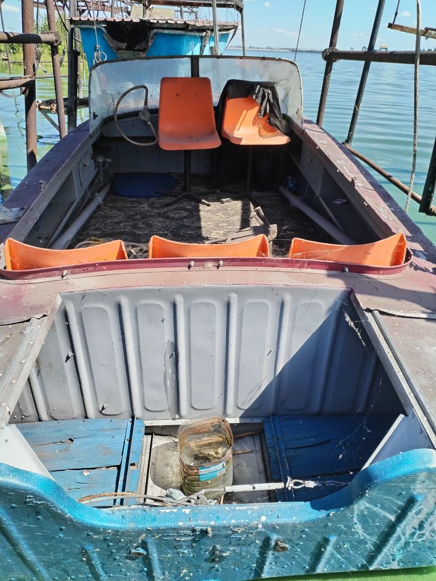Продам лодку Прогрес 2
