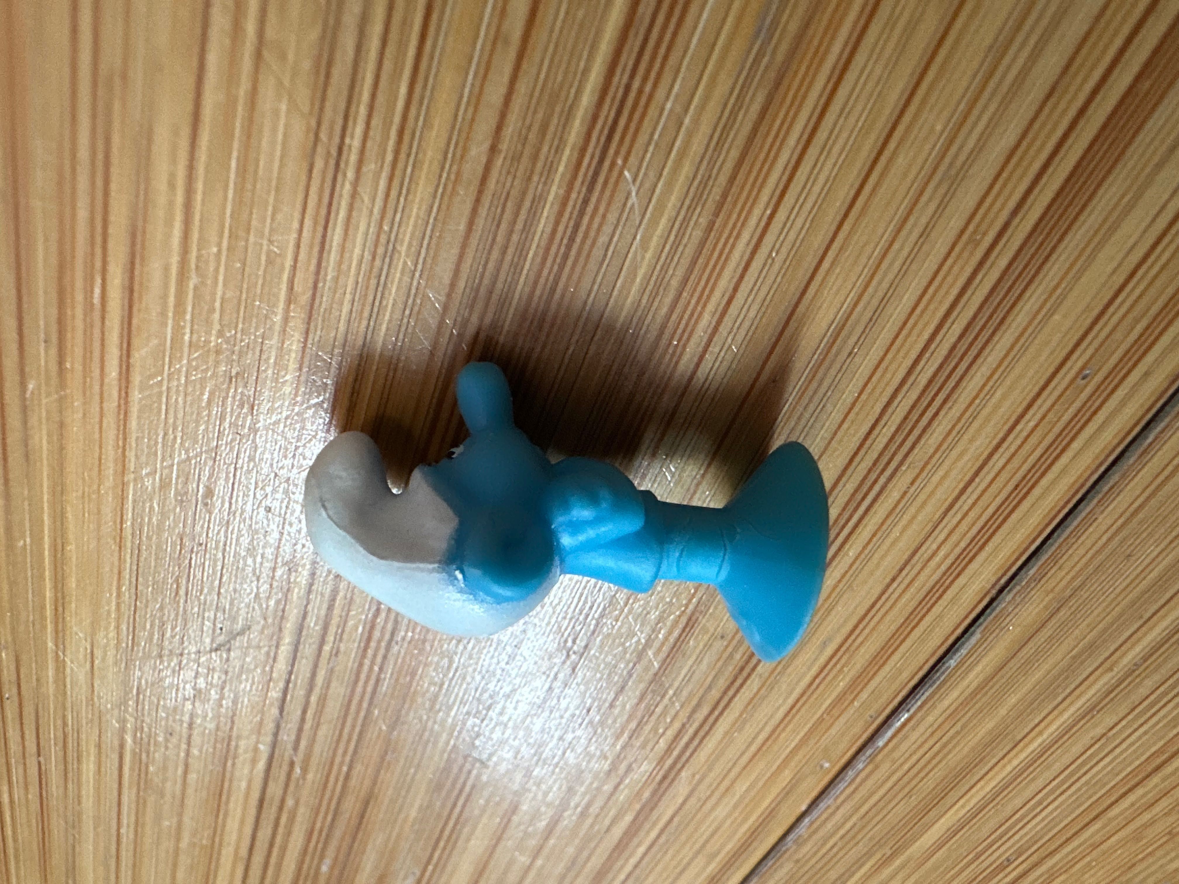 Maruda smerf figurka zabawka smerfy bajka. Lidl stikeez przyssawka