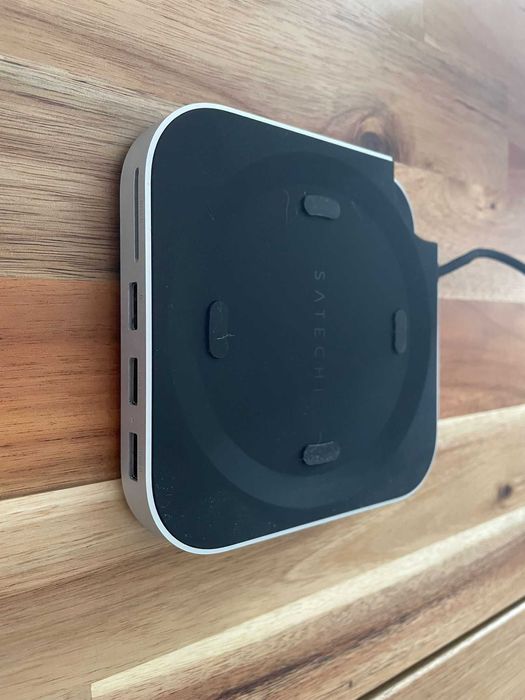 Mac Mini M4 16gb Ram 256gb + Satechi HUB + 1tb SSD NVME Crucial