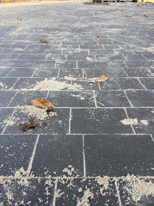 Укладка тротуарной плитки !Качественно и в сроки выполним работы.