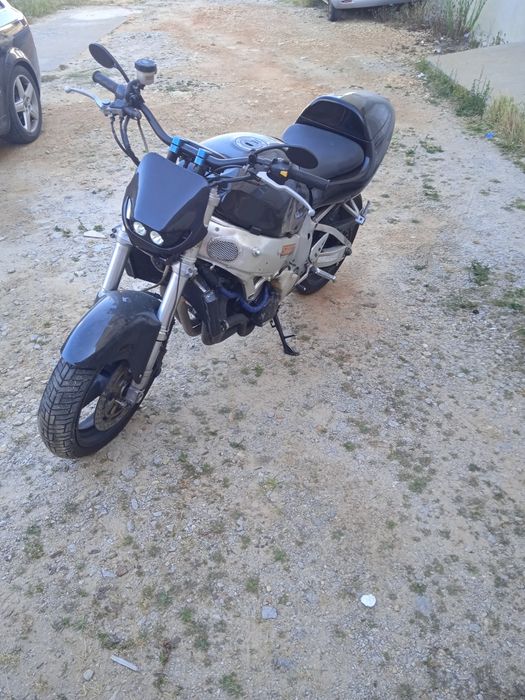 Suzuki GSXR 750 i e 140cv