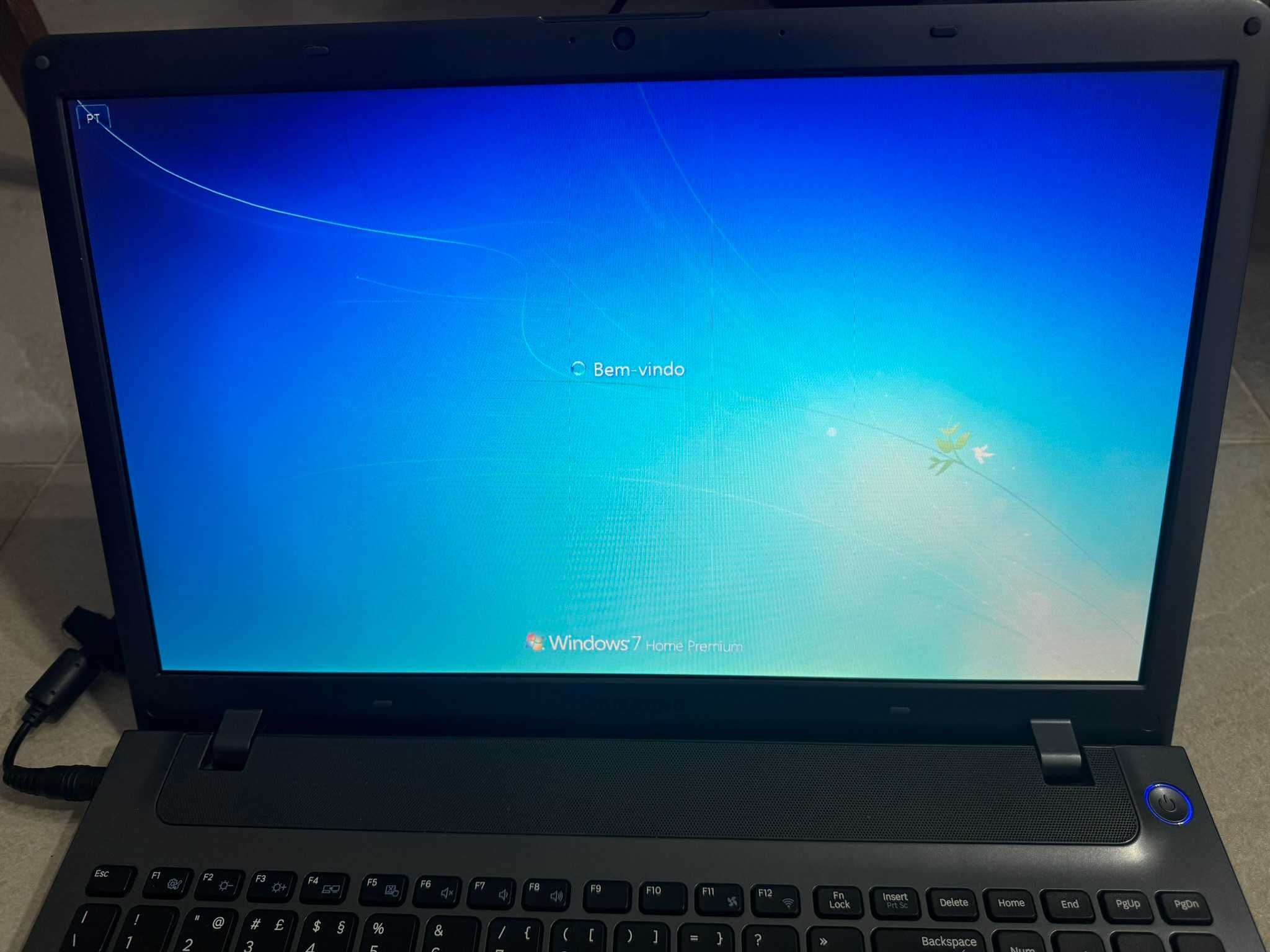 Portátil Samsung NP350V5C (Intel i5/8Ram/Radeon HD7670M)