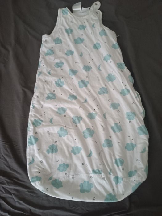 Dwa śpiworki do spania dla niemowlaka