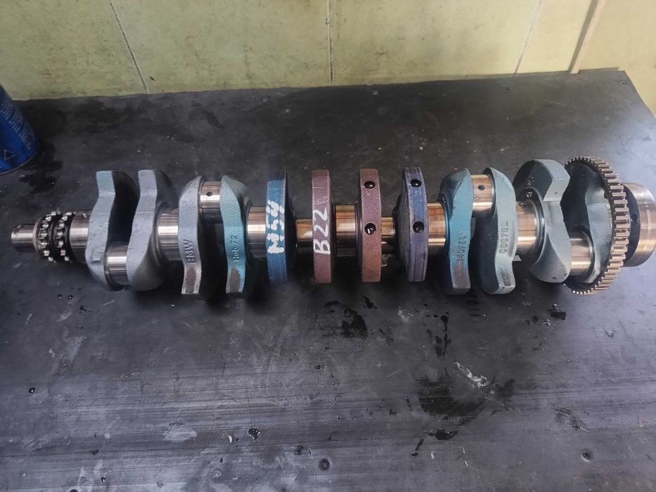 BMW E60 520i E46 320i M54B22 2.2i M54 wał korbowy silnika