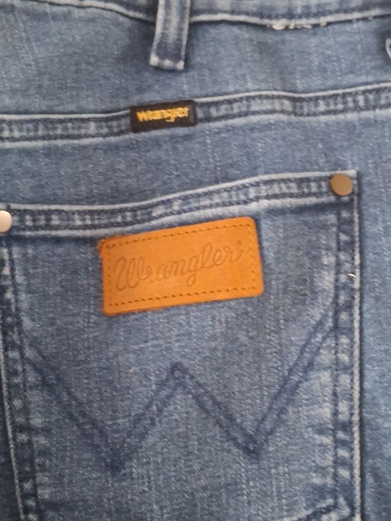 Джинсы женские новые Wrangler W31L44