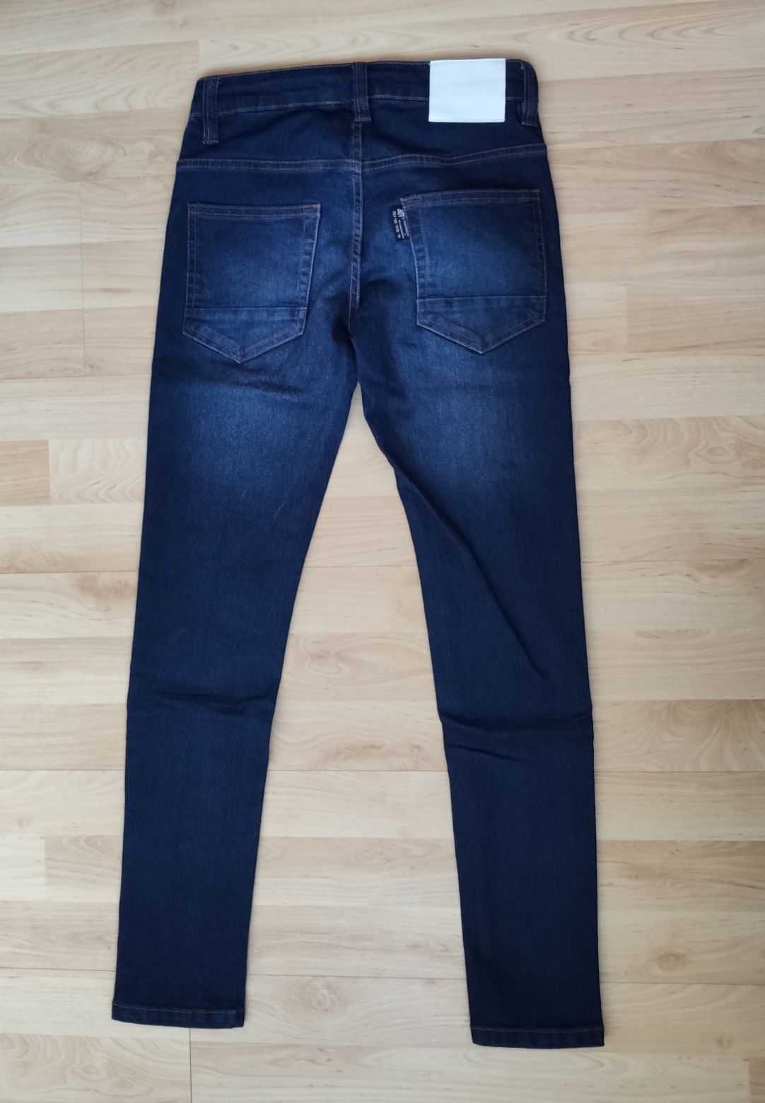 Фирменные джинсы на парня jeff jeans