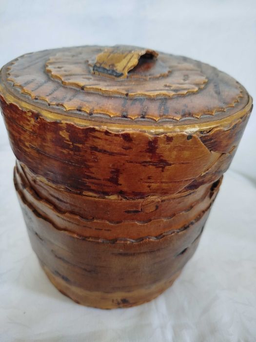 Stary drewniany pojemnik hand made rękodzieło