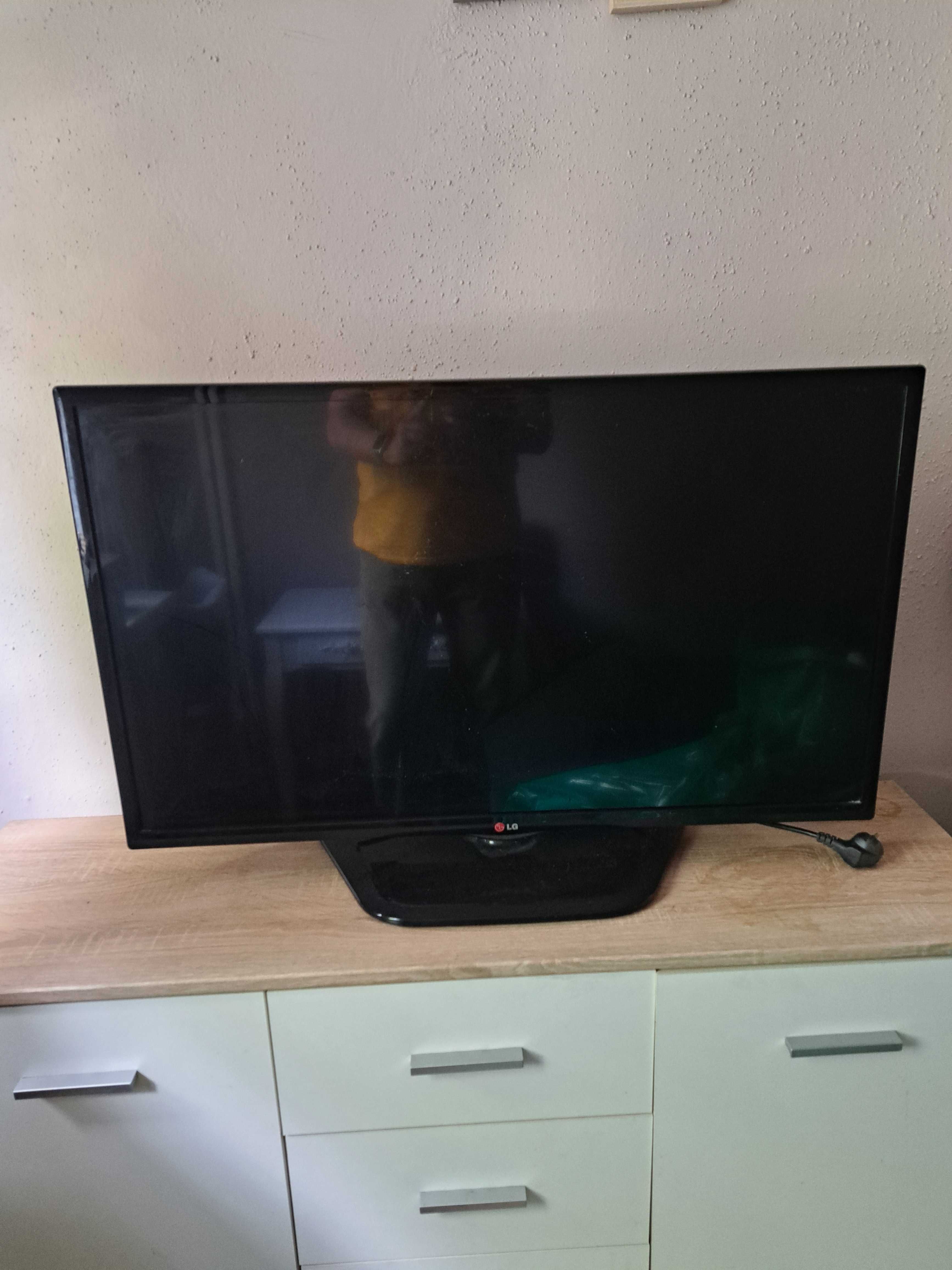 Telewizor LG 37LN540B