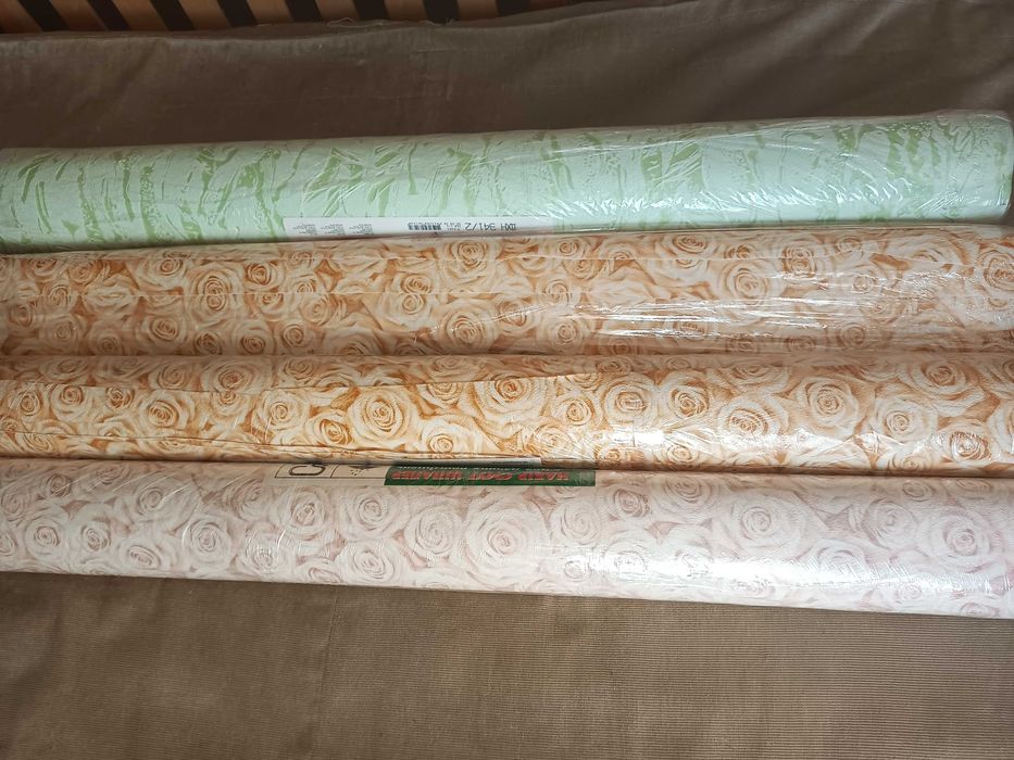 Шпалери Слов'янські гарячого тиснення смуги та Ланіта рулон метрові