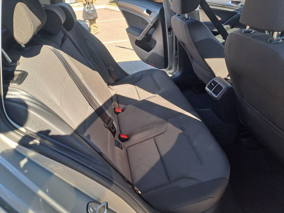 Продаж гольф 7 автомат