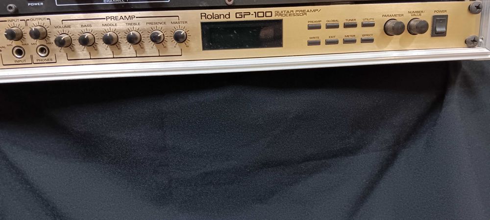 Processador ROLAND GP-100 para guitarra