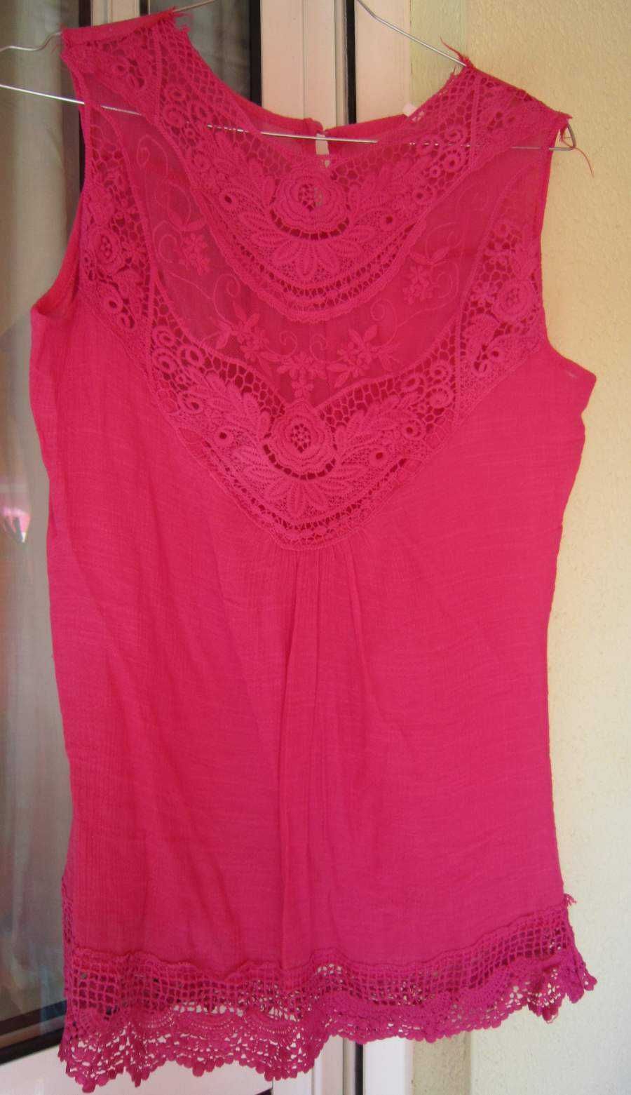 Blusa Renda Cor de Rosa - Tamanho M - Mulher