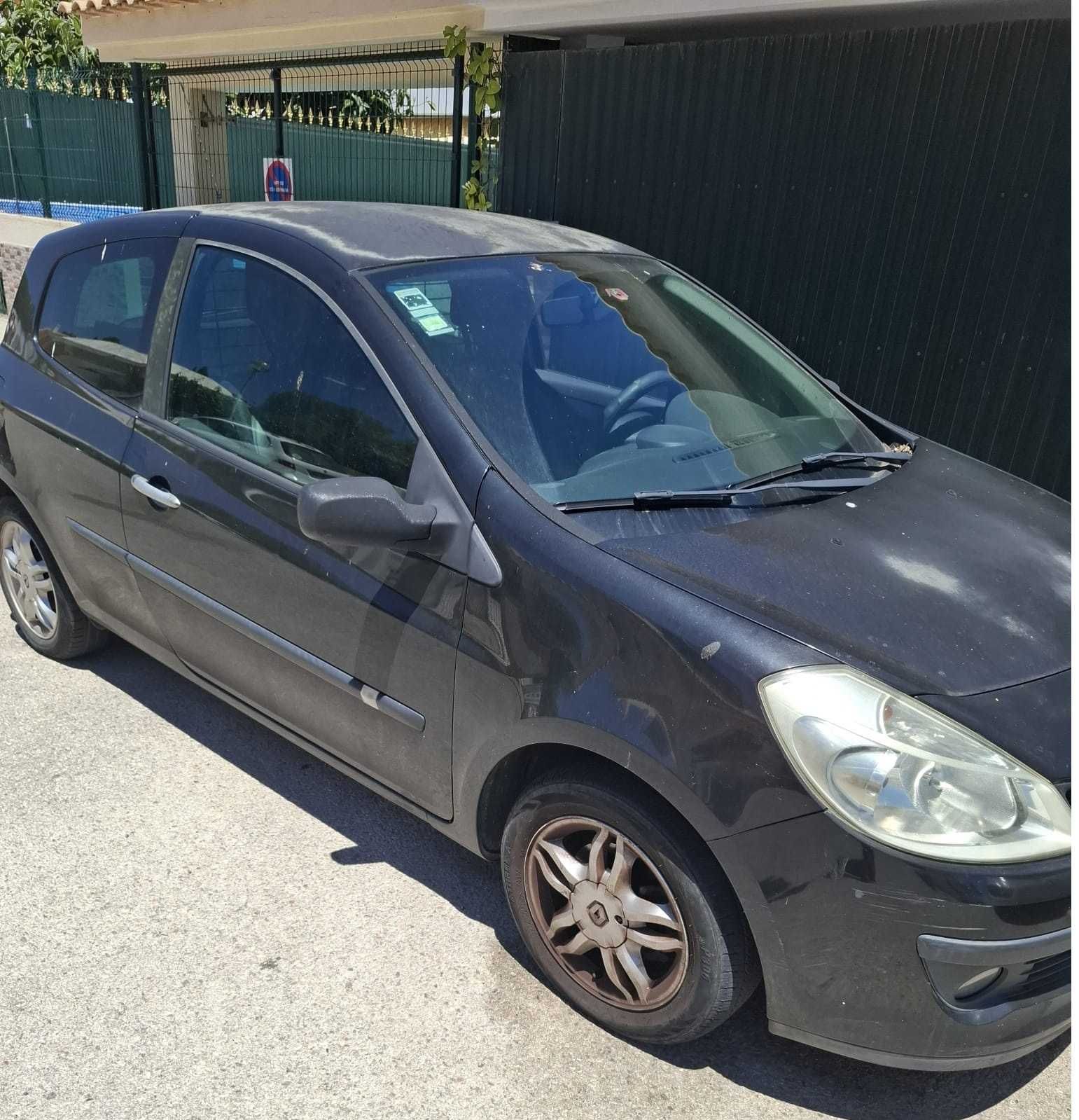 renault clio do ano 2007