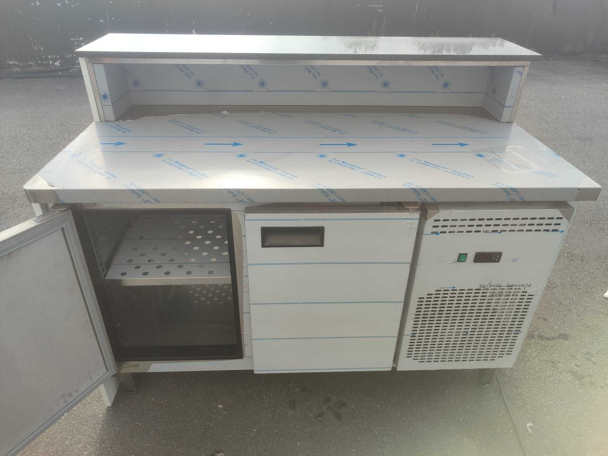 Bancada Refrigerada com Sub Balcão e Decoração - NOVO