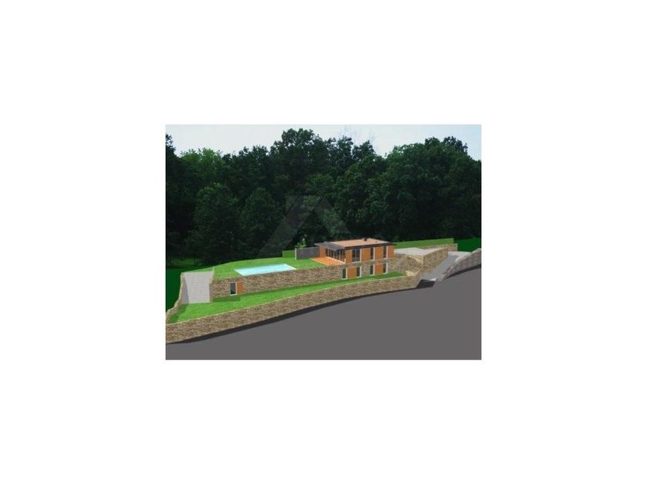 Lote de terreno em Labrujó