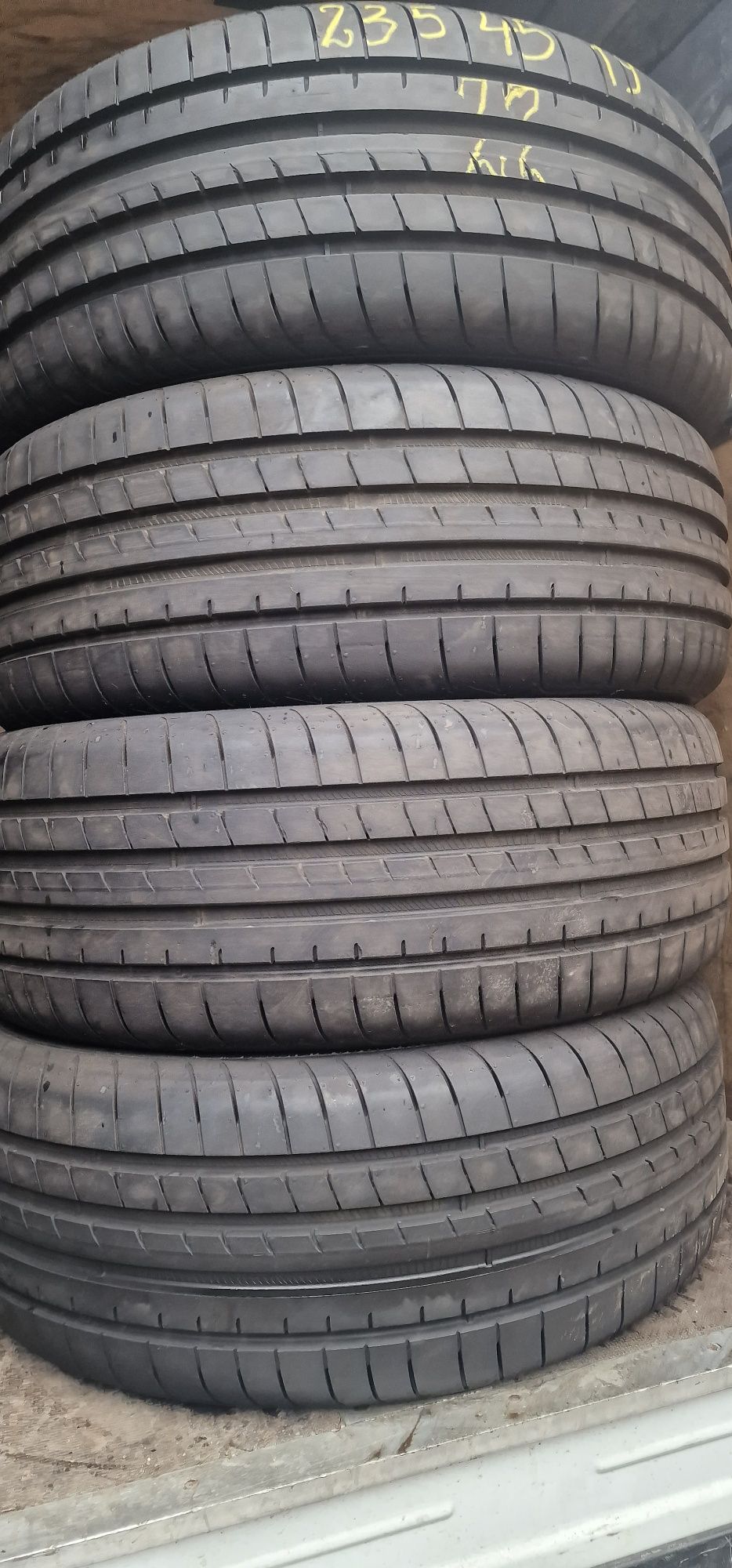 Opony Letnie Nowe-Demo R19 235/45-Goodyar-Montaż-22rok