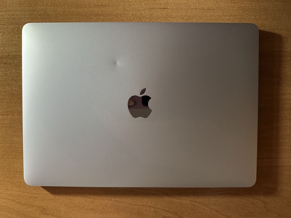 MacBook Pro m1 13 2020 8/256