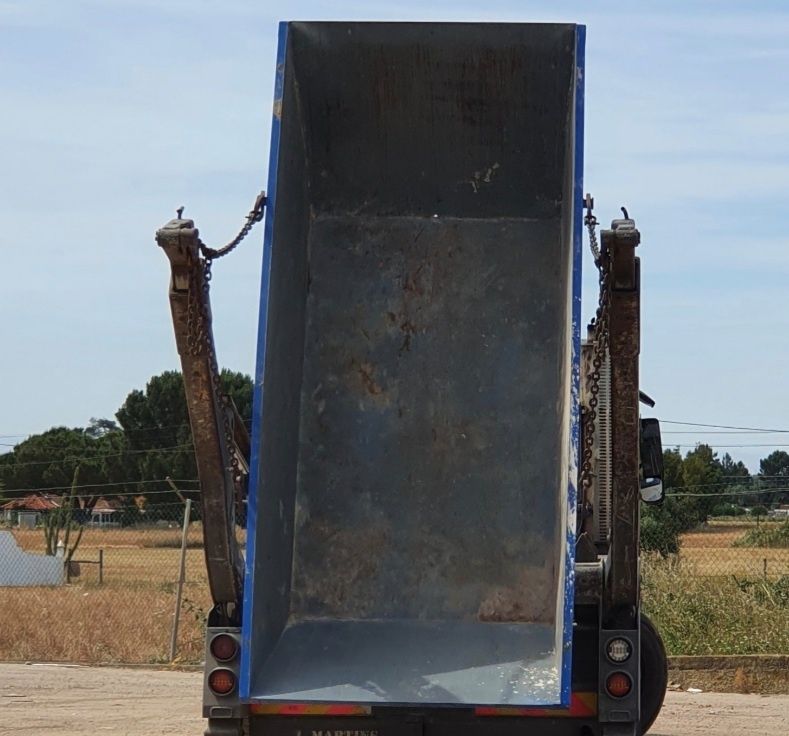 CONTENTORES p/ recolha e transporte de todo o tipo de entulho de obras