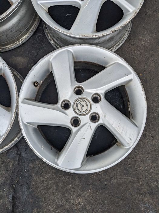 Felgi Aluminiowe Alu Alufelgi 5x114.3  16' 7J ET 53 Mazda